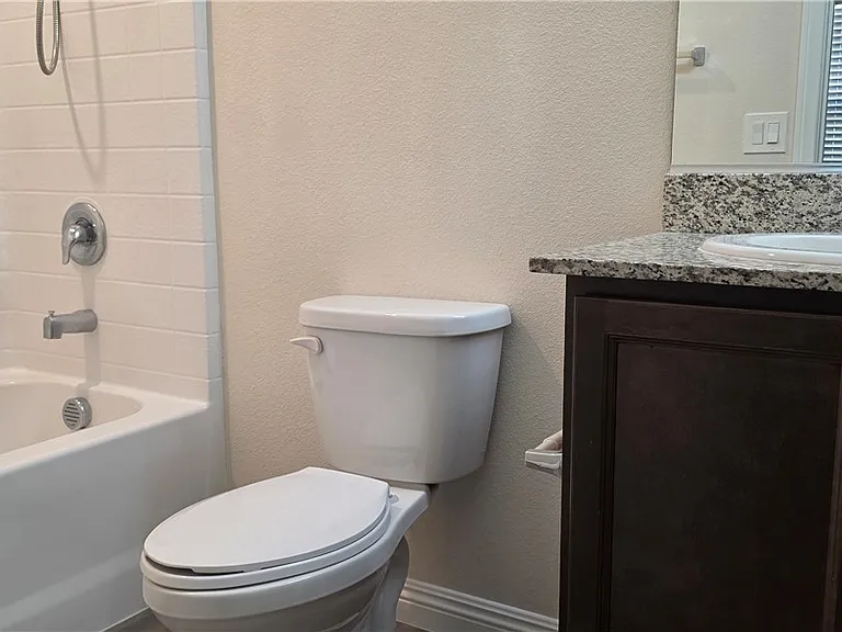 4534 Dover Straight St — Photo 22