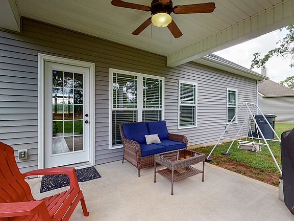 5th image of 527 Drema Ct
