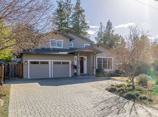 864 Berry Ave, Los Altos, CA 94024