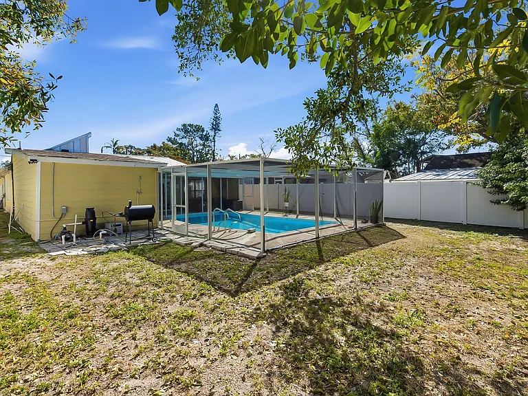 305 N Conrad Ave — Photo 41
