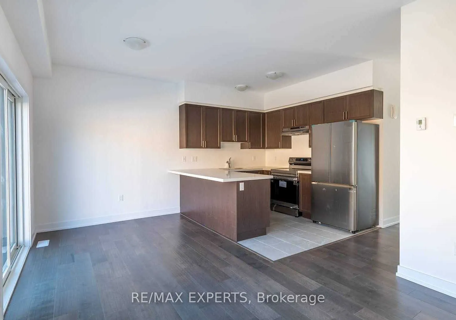 3 bed, $2,600 — Photo 1