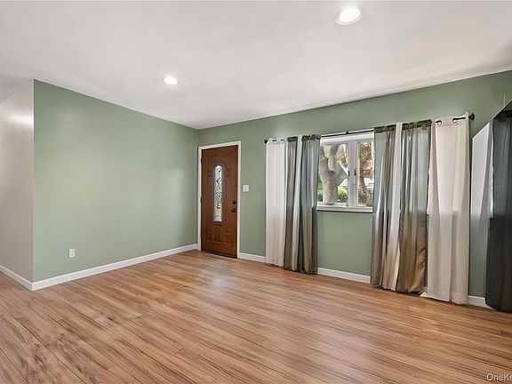 3rd image of 70 E Lakeland Street