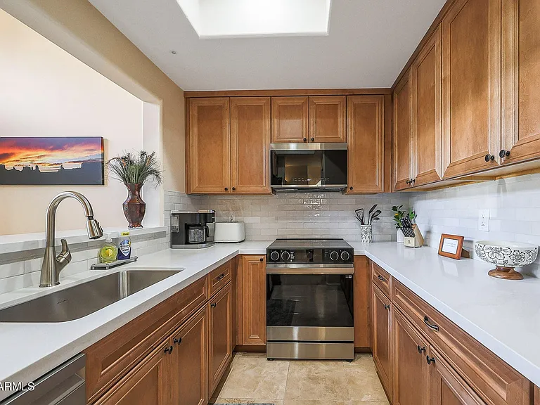7639 E Indian Bend Rd — Photo 7