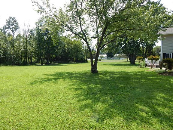 3rd image of 231 Edgelake Dr