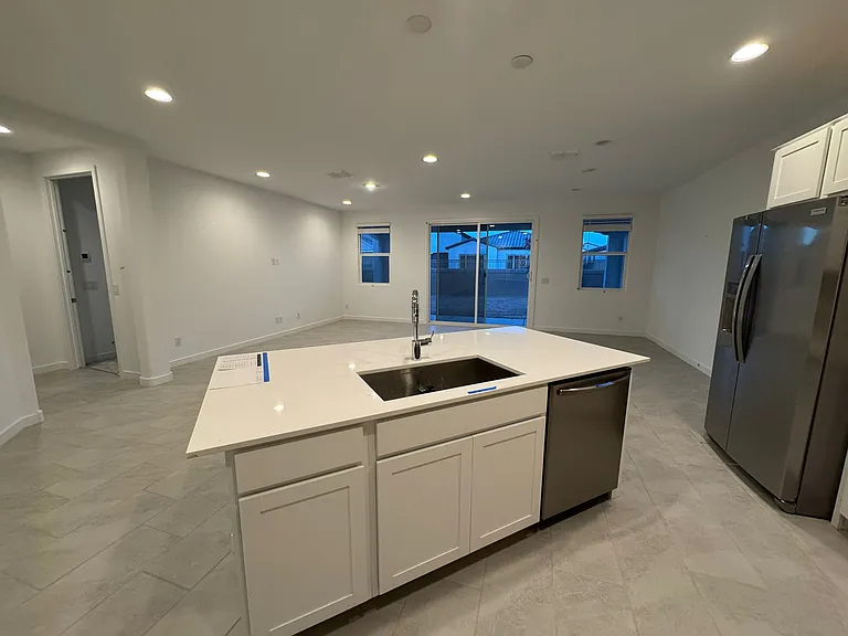 3300 E Ranchhand Dr — Photo 6
