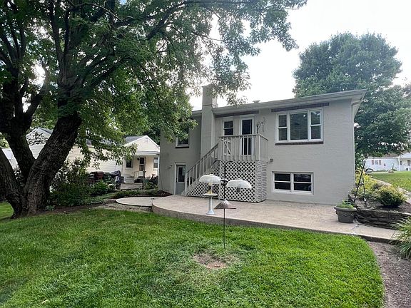 4th image of 114 Sanders Dr