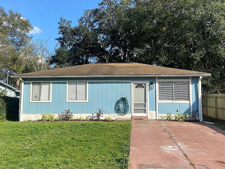 1st image of 1233 Melanie Dr