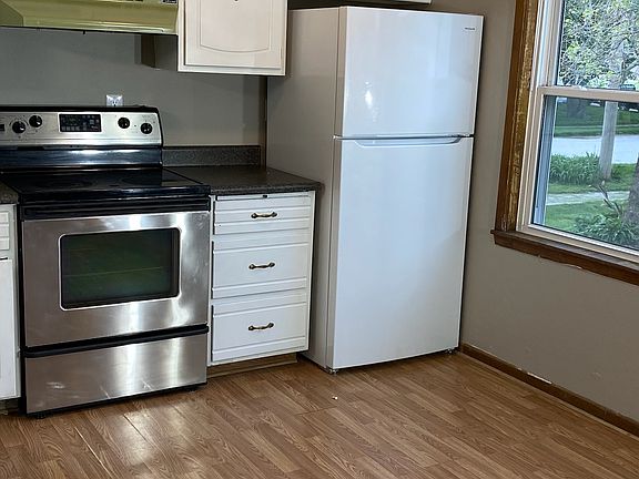3rd image of 224 Wilson St Unit 1