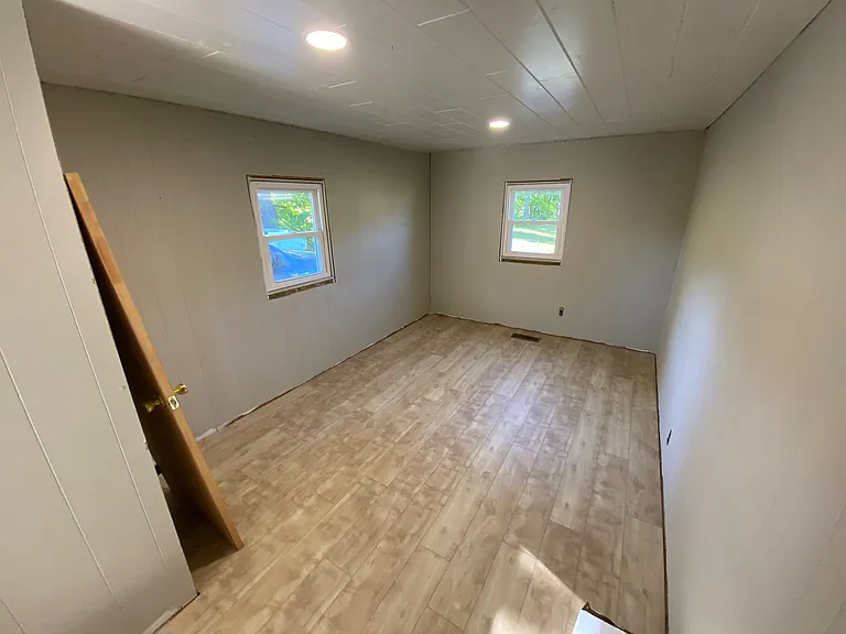 242 Old Tioga St — Photo 10