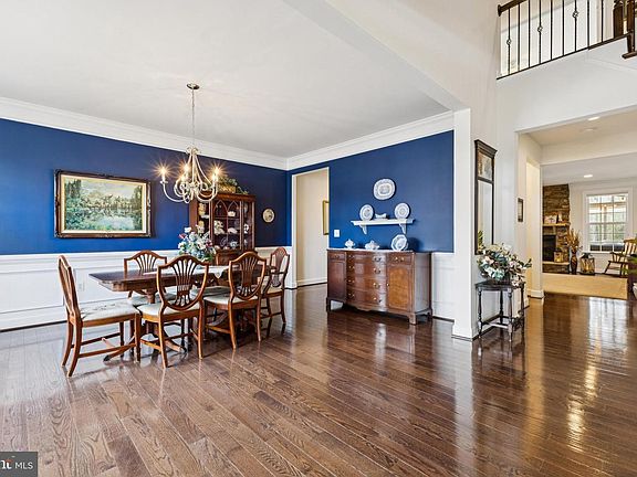5th image of 9940 Summerwood Dr