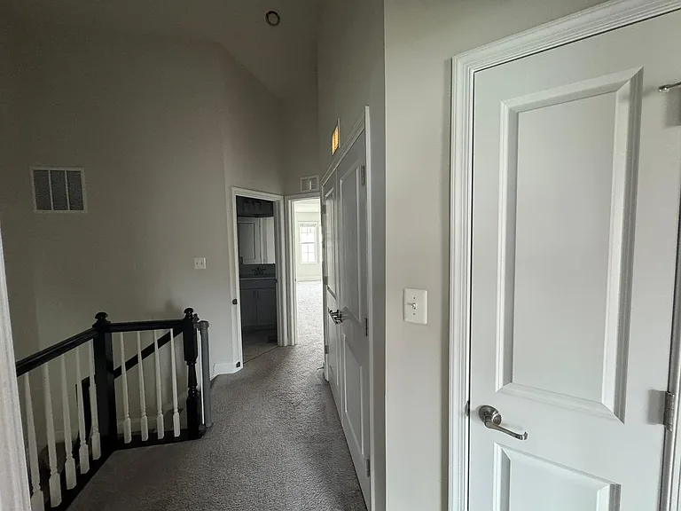 538 Calvert Way — Photo 13