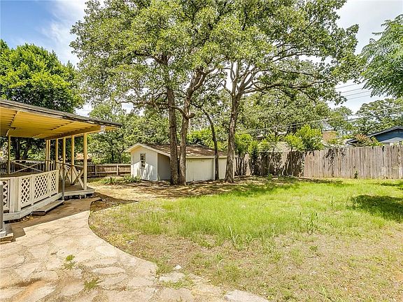 5th image of 848 Patti Dr