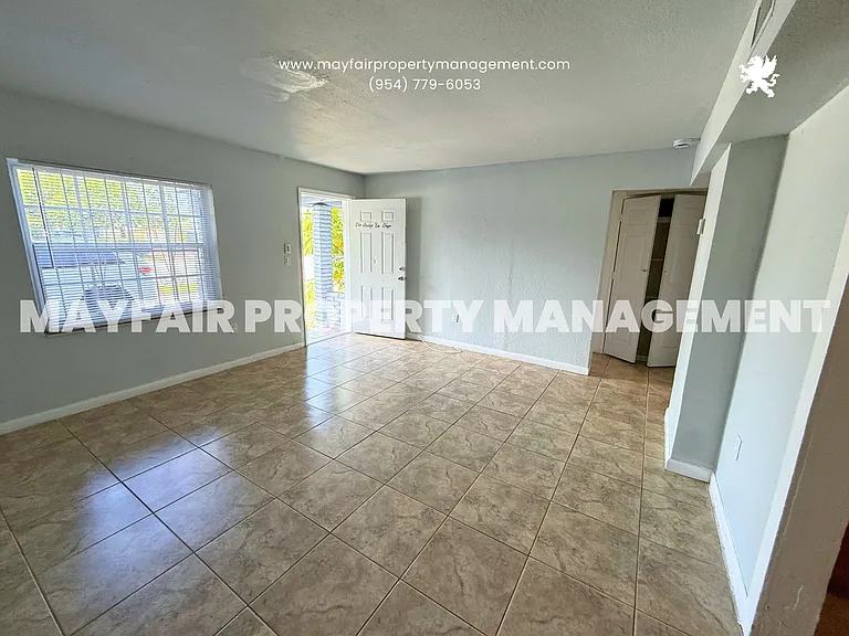 400 Opa Locka Blvd — Photo 7