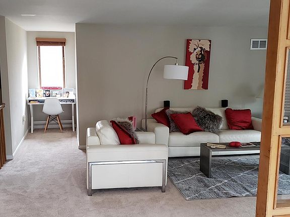 Work desk and view of front yard.