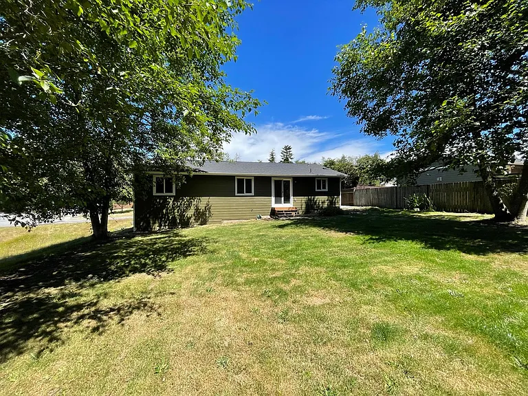 2415 Forest Park Ln — Photo 28