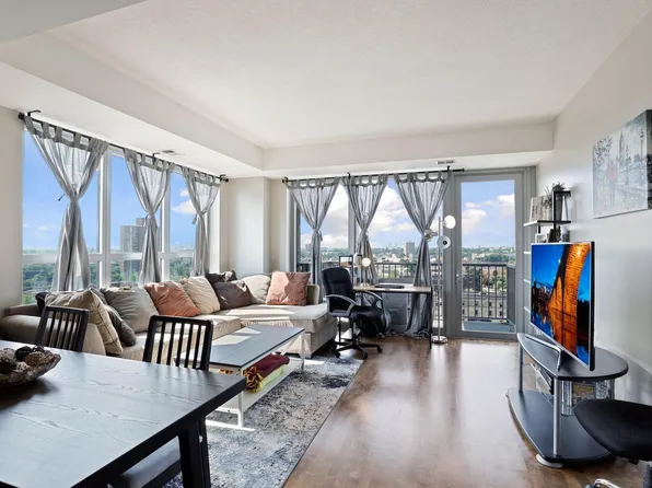 929 Portland Ave APT 1006, Minneapolis, MN 55404