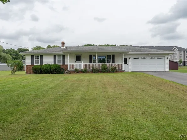 262 Linwood Ave, Warsaw, NY 14569