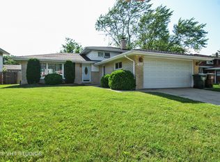 17618 Cypress Ave, Country Club Hills, IL 60478