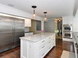 3180 Ridgewood Cir, Long Lake, MN 55356