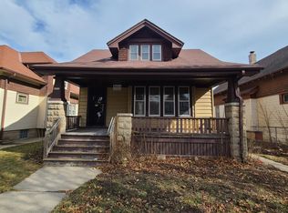 2952 N 40th St, Milwaukee, WI 53210