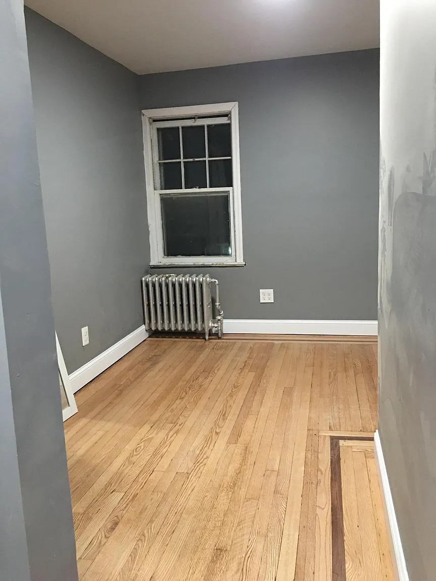 125 East Ave #1 photo 1