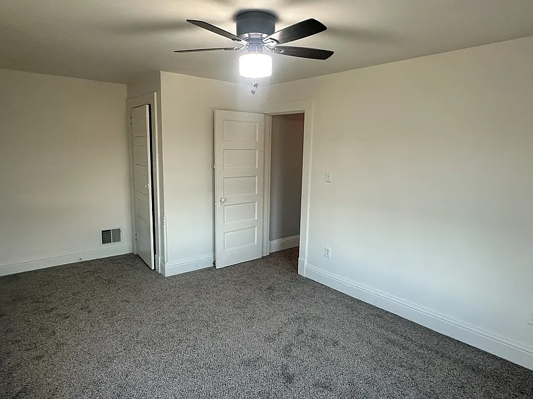 26 1/2 Fairgarden St — Photo 17