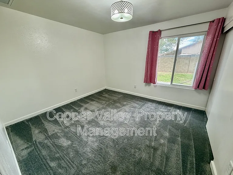4415 W Gelding Dr — Photo 10