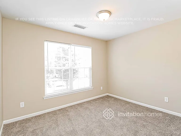 1552 Summit Ridge Ln — Photo 14