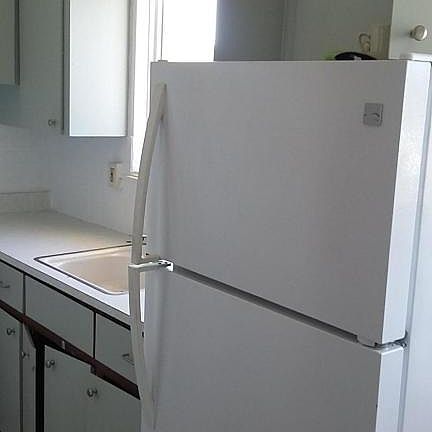 4th image of 624 Braddock Ave APT 9