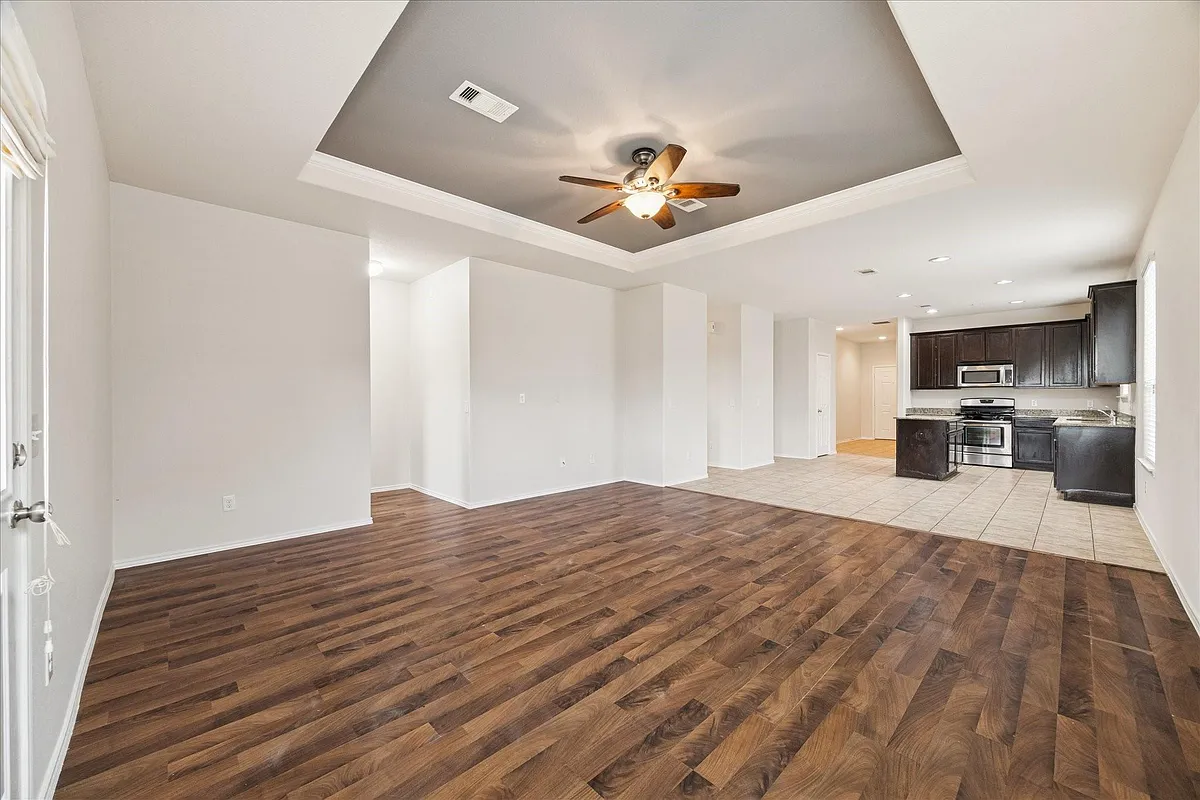 Building Photo - 5806 Acacia Rose Ct
