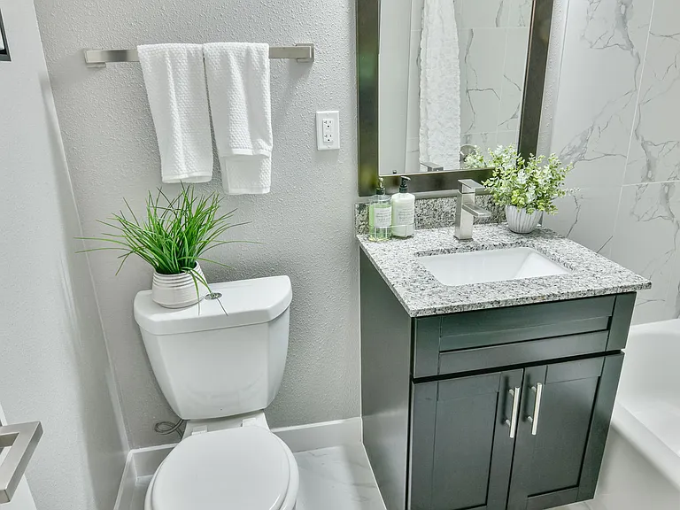 Verona at District Heights — Photo 32