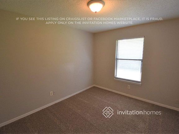3rd image of 8404 Boysenberry Ln W