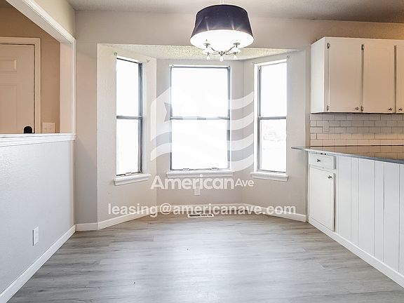 877811_003_wm_-_dining_room_13276000.jpg