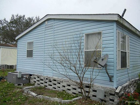 BACK OF THE HOUSE