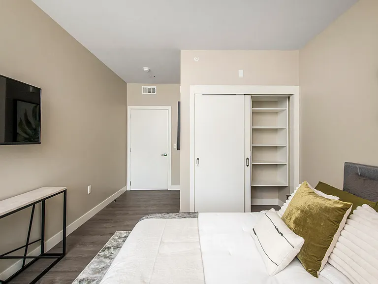 Arista Glendale — Photo 3
