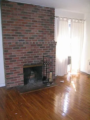 Rented by Adina Realty | media 11