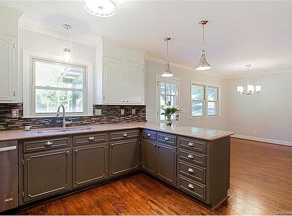 4th image of 3910 Windwood Cres