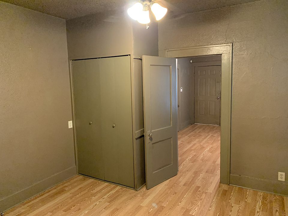 Bed Room w/closet