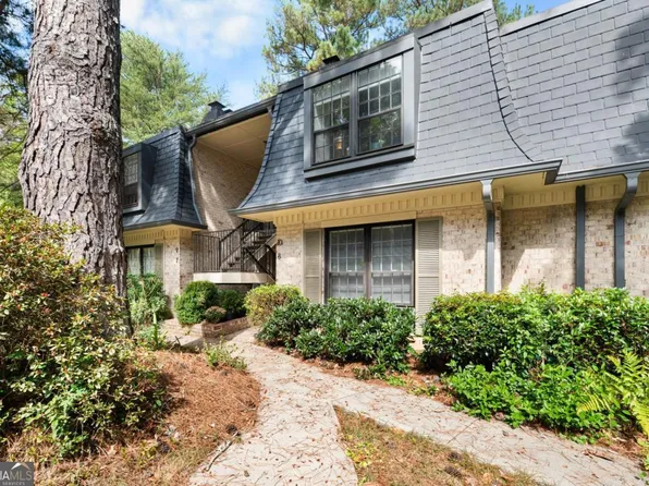 8 Cantey Pl NW, Atlanta, GA 30327