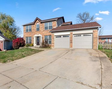 11329 Brierhall Cir, Maryland Heights, MO, 63043