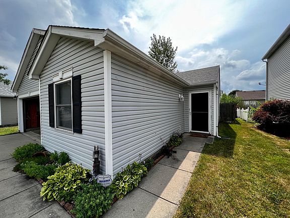 5th image of 1832 Dutch Elm Dr