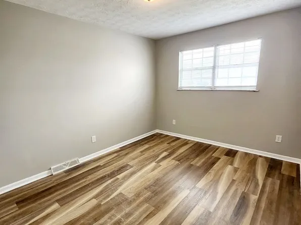 E. Pine Street, 612 E Pine St #3, Johnson City, TN 37601