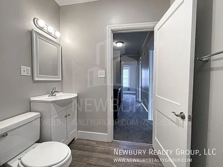 313 Wilson Ave — Photo 22