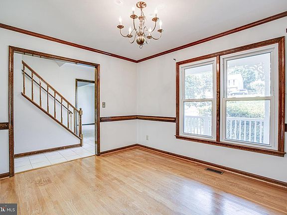 4th image of 6 Joyce St