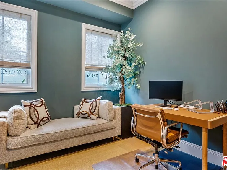 4225 Alcove Ave — Photo 41