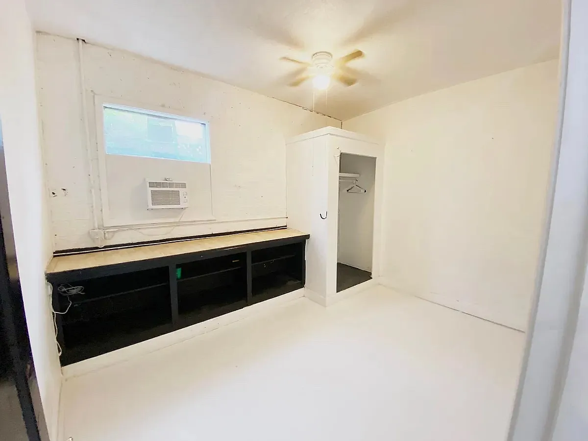 2 bed, 1200 sqft, $1,550 — Photo 4