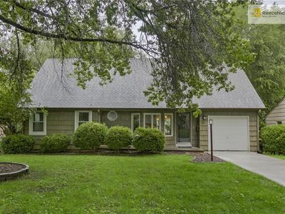 3610 W 74th St, Prairie Village, KS, 66208