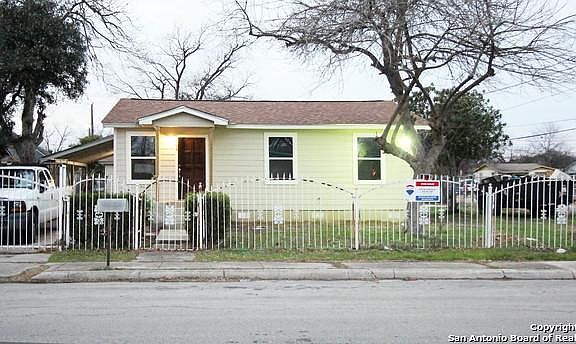 3rd image of 803 S San Bernardo Ave