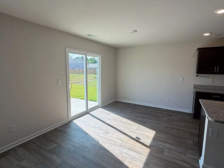 4011 Atlantic Ave — Photo 5