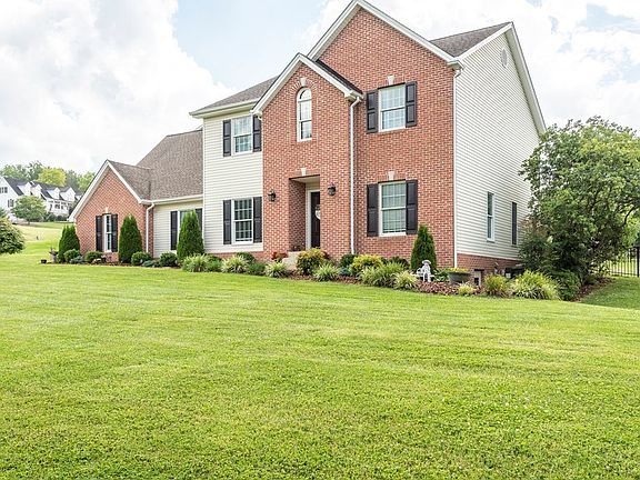 2nd image of 18380 Whites Point Dr